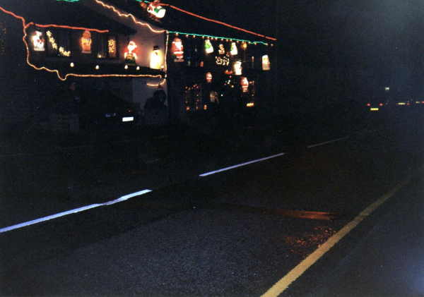 Shuttleworth Christmas Lights
17-Buildings and the Urban Environment-05-Street Scenes-023-Shuttleworth Area

Keywords: 1999