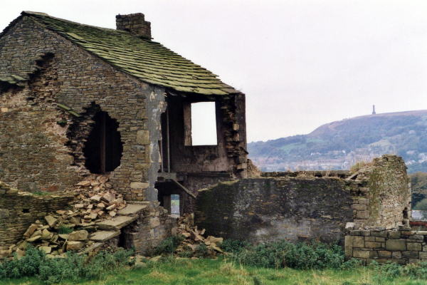 Windy Bank Farm, Shuttleworth 
17-Buildings and the Urban Environment-05-Street Scenes-023-Shuttleworth Area
Keywords: 1999