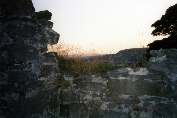 Dusk from Grant's Tower 
14-Leisure-05-Pubs-012-Grant Arms
Keywords: 1999