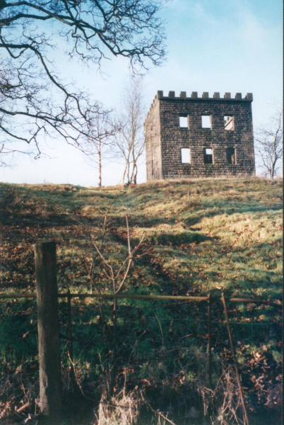 Poritt's Wet House - Stubbins
17-Buildings and the Urban Environment-05-Street Scenes-027-Stubbins Lane and Stubbins area
Keywords: 2000