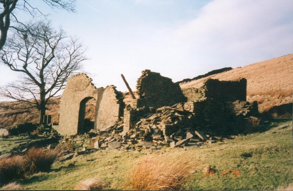 'Back of the Lowe' - Scout Moor Bottom - Ruin 
to be catalogued
Keywords: 2000