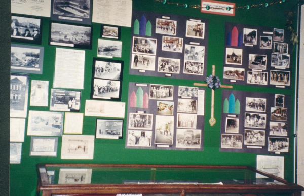 Photographic display at the Heritage Centre 
01-Ramsbottom Heritage Society-01-RHS Activities-017-Heritage Centre
Keywords: 2000