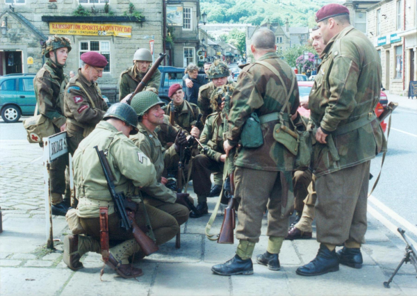 E.L.R 1940's weekend 
14-Leisure-04-Events-003-1940s weekends
Keywords: 2000