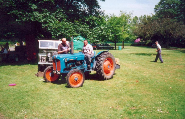 Millennium Festival - Nuttall Park
01-Ramsbottom Heritage Society-01-RHS Activities-016 Millennium Festival
Keywords: 2000