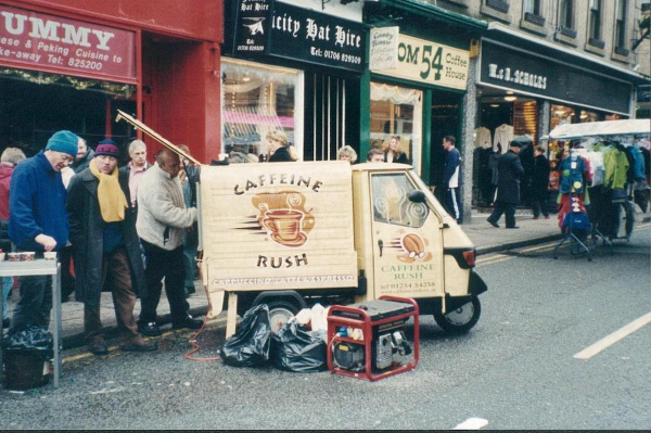 Christmas celebrations - Bridge Street
17-Buildings and the Urban Environment-05-Street Scenes-003-Bridge Street
Keywords: 2000