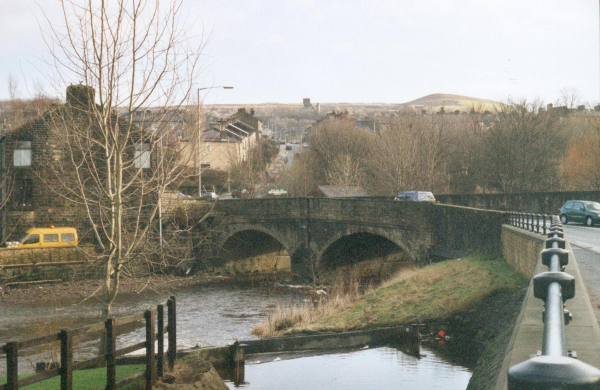 River Irwell at Peel Bridge before flood works 
17-Buildings and the Urban Environment-05-Street Scenes-021-Peel Brow area
Keywords: 2000