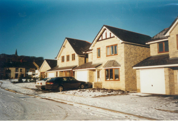 First in - on Morado building site 
to be catalogued
Keywords: 2001