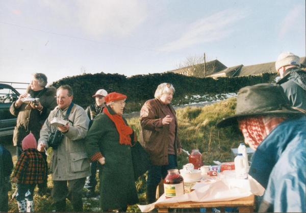 Unveiling the Millennium Bench on Holcombe Hill
18-Agriculture and the Natural Environment-03-Topography and Landscapes-001-Holcombe Hill
Keywords: 2001
