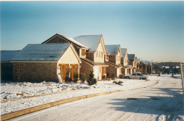 New beginnings - Lansdowne Close - Moroda site 
to be catalogued
Keywords: 2001