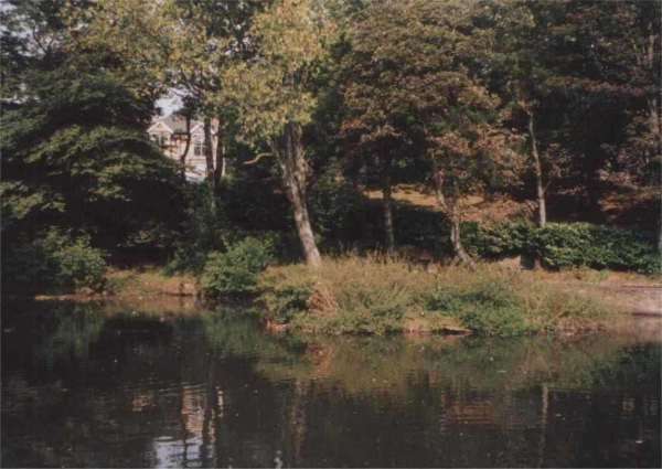 Kay Brow Lodge 
to be catalogued
Keywords: 2003