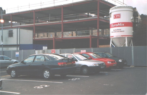 new shops and flats on silver street 
17-Buildings and the Urban Environment-05-Street Scenes-024-Silver Street
Keywords: 2004