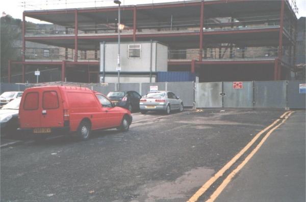 new shops and flats on silver street 
17-Buildings and the Urban Environment-05-Street Scenes-024-Silver Street
Keywords: 2004