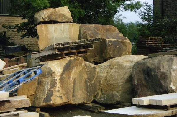 Richard Nuttall's Mill 
17-Buildings and the Urban Environment-05-Street Scenes-019-Nuttall area
Keywords: 2005