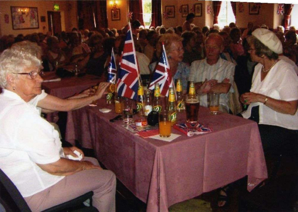 60th Anniversary World War 2 celebrations
14-Leisure-04-Events-003-1940s weekends
Keywords: 2005