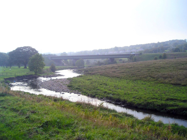 A railway journey - River Irwell near Edenfield
17-Buildings and the Urban Environment-05-Street Scenes-011-Edenfield
Keywords: 2006