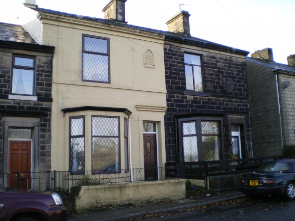 Houses in Callender Street - an unspolit Victorian Street
17-Buildings and the Urban Environment-05-Street Scenes-005-Callender to Albert Street
Keywords: 2007