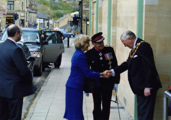 Re-opening of the Library - April 2007 
07-Government and Politics-02-Government and Public Buildings-001-Ramsbottom Library
Keywords: 2007