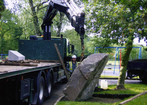 Positioning the stone in Nuttall Park
14-Leisure-01-Parks and Gardens-001-Nuttall Park General
Keywords: 2008