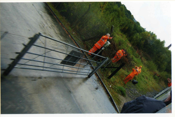 Railway volunteers near the baths 
16-Transport-03-Trains and Railways-000-General
Keywords: 2010