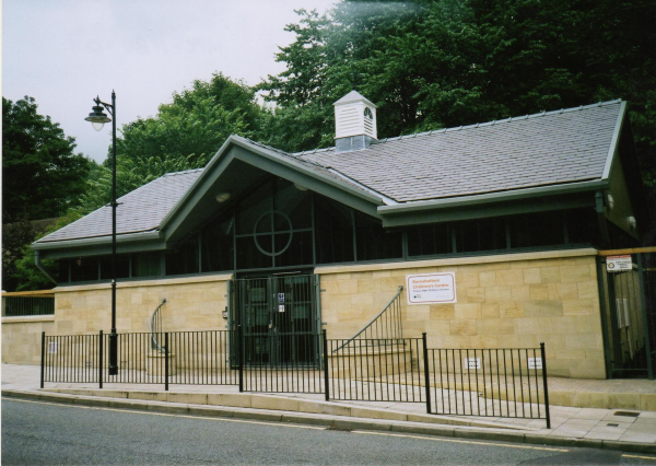 Ramsbottom Childrens Centre, Carr Street - August 2011
17-Buildings and the Urban Environment-05-Street Scenes-006-Carr Street and Tanners area
Keywords: 2011