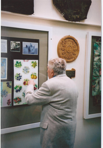 Heritage Gallery - Turnbull and Stockdale Open day 20th July - Richard Eccles
01-Ramsbottom Heritage Society-01-RHS Activities-000-General
Keywords: 2011