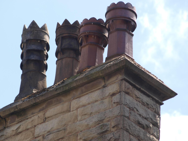CHIMNEY STACKS ON BUILDINGS ON BRIDGE STREET (4 DIFFERENT DESIGNS)
17-Buildings and the Urban Environment-05-Street Scenes-003-Bridge Street
Keywords: 2013