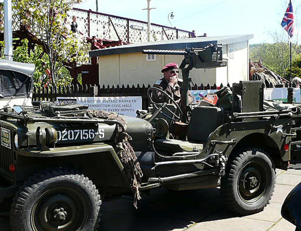 RAMSBOTTOM WORLD WAR 2 WEEKEND MAY BANK HOLIDAY
14-Leisure-04-Events-003-1940s weekends
Keywords: 2013