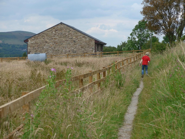 Stables near Hardsough Lane, Edenfield  12 July 14
17-Buildings and the Urban Environment-05-Street Scenes-011-Edenfield
Keywords: 2014