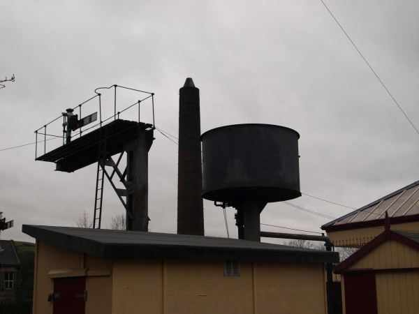 East Lane's Railway water tower, Signal and Paper Mill chimney  
16-Transport-03-Trains and Railways-000-General
Keywords: 2014