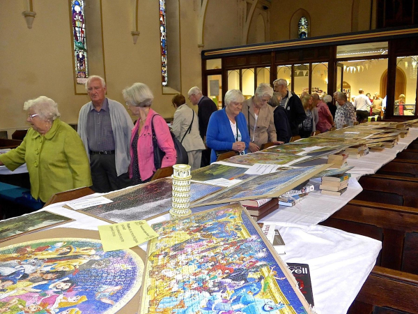 Ramsbottom Jigsaw Festival organised by Edenfield Parish Church & St Paul?s Church Ramsbottom  -  September 2014
06-Religion-01-Church Buildings-001-Church of England  - St. Paul, Bridge Street, Ramsbottom
Keywords: 2014