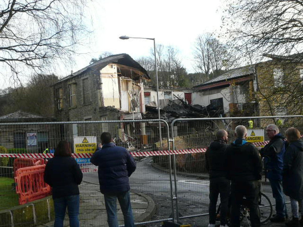 Waterside Inn, Summerseat after the Boxing Day floods 
17-Buildings and the Urban Environment-05-Street Scenes-028-Summerseat Area
Keywords: 2015