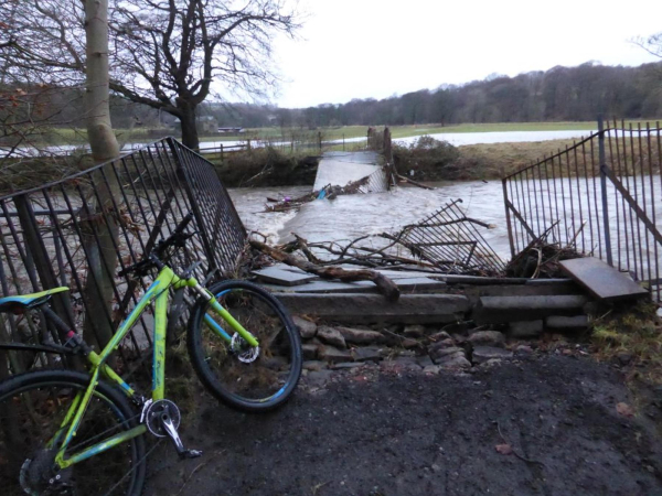 Boxing Day Floods -
14-Leisure-04-Events-009-Floods
Keywords: 2015