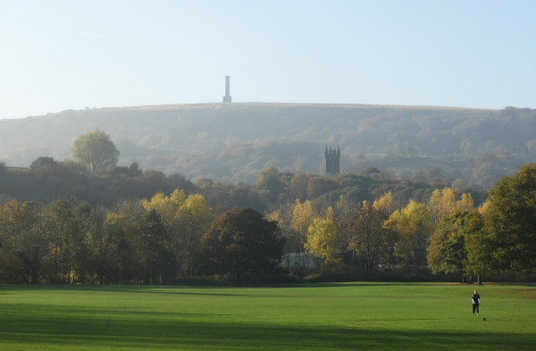 Peel Tower from Nuttall Park
14-Leisure-01-Parks and Gardens-001-Nuttall Park General
Keywords: 2015