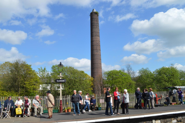 1940's weekend - Ramsbottom station renamed Nouvion
14-Leisure-04-Events-003-1940s weekends
Keywords: 2015