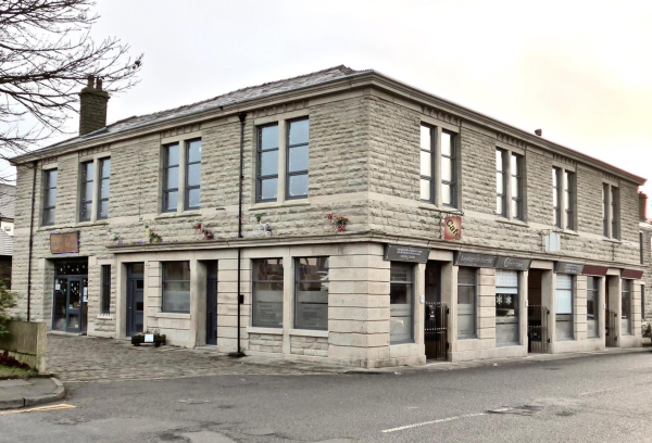 Old Co-op Building, Market St.? Edenfield, A very rare occasion with no vehicles parked! - Dec 16
17-Buildings and the Urban Environment-05-Street Scenes-011-Edenfield
Keywords: 2016