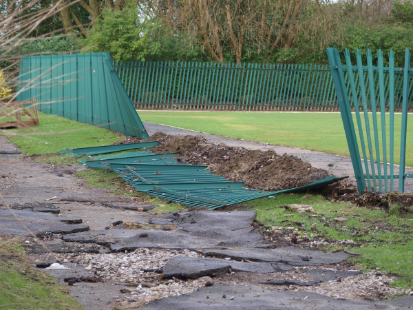 Aftermath of Boxing Day Floods Nuttall Park
14-Leisure-01-Parks and Gardens-001-Nuttall Park General
Keywords: 2016