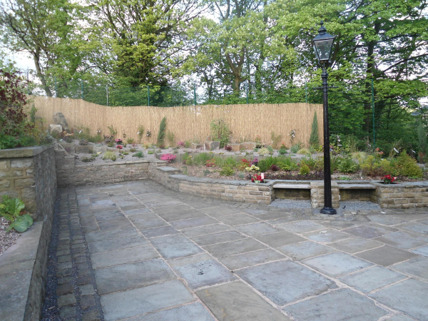 Gardens back of Civic Hall 
07-Government and Politics-02-Government and Public Buildings-001-Civic Hall
Keywords: 2016