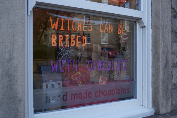 Halloween Window displays 
to be catalogued
Keywords: 2016
