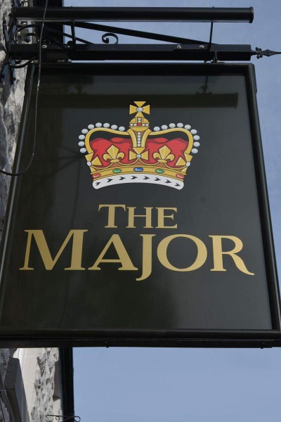 The repainted public house The Major and brand new sign 
14-Leisure-05-Pubs-017-Major
Keywords: 2016