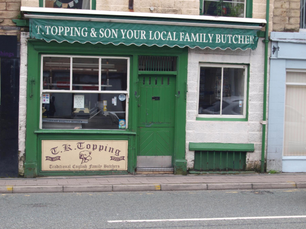 Tommy Toppings Butchers 
17-Buildings and the Urban Environment-05-Street Scenes-031 Bolton Street
Keywords: 2017