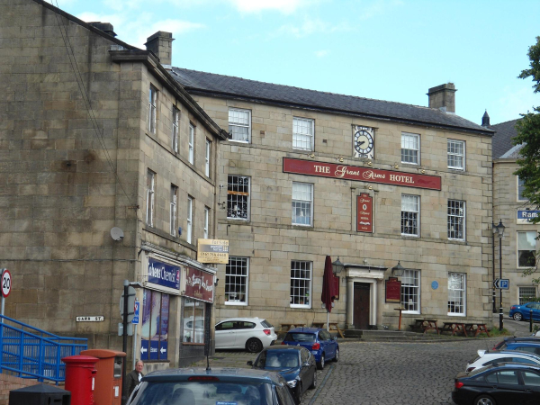 Front view of Grant Arms Hotel, Market Place 
14-Leisure-05-Pubs-012-Grant Arms
Keywords: 2017