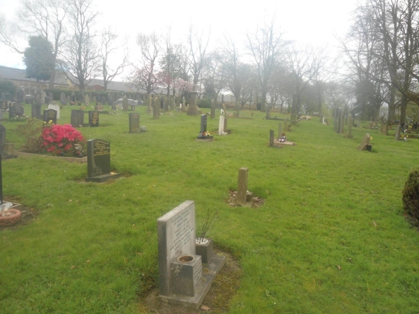 Ramsbottom Cemetery
17-Buildings and the Urban Environment-05-Street Scenes-007-Cemetery Road
Keywords: 2017