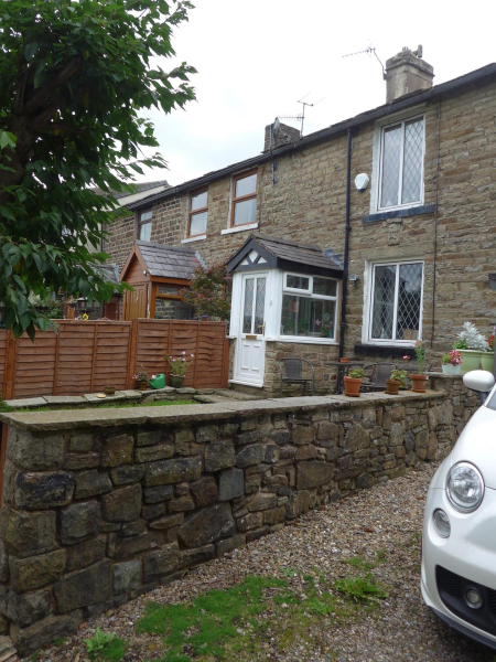 19  Crow Woods Road, Edenfield  
17-Buildings and the Urban Environment-05-Street Scenes-011-Edenfield
Keywords: 2018