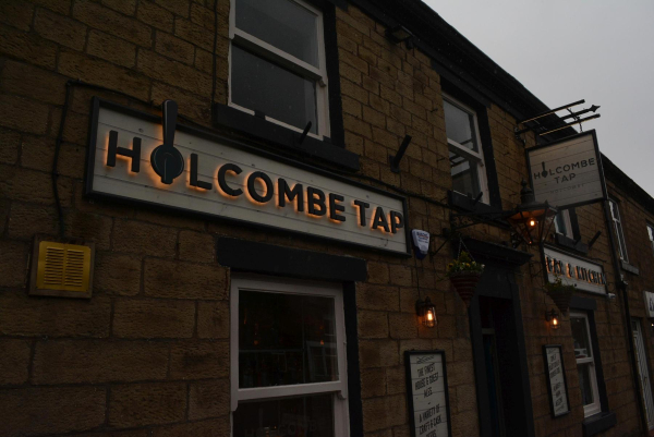 Holcombe Tap  
14-Leisure-05-Pubs-018-Masons Arms then Holcombe Tap
Keywords: 2018