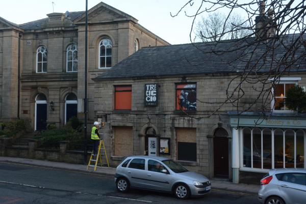 Tre Ciccio 
17-Buildings and the Urban Environment-05-Street Scenes-017-Market Place
Keywords: 2018