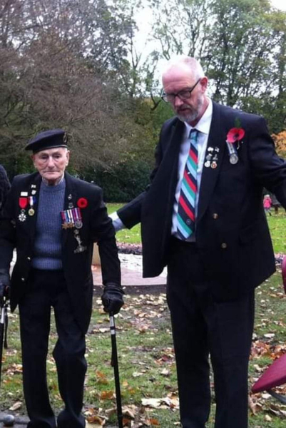 Memorial stone Unveiling Nuttall Park Sunday November 4th 2018 Old Soldier and Young Sailor
14-Leisure-01-Parks and Gardens-001-Nuttall Park General
Keywords: 2018