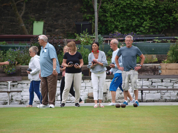 Fundraiser for Renal Unit Salford Hospital at Buchanan Sports & Social Club 
14-Leisure-04-Events-000-General
Keywords: 2018