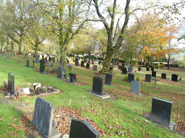 Ramsbottom Cemetery
17-Buildings and the Urban Environment-05-Street Scenes-007-Cemetery Road
Keywords: 2018
