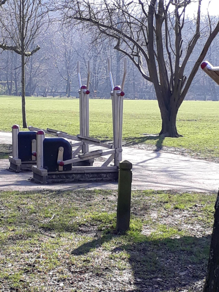 Keep Fit Nuttall Park
14-Leisure-01-Parks and Gardens-001-Nuttall Park General
Keywords: 2018