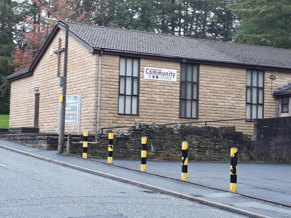 Ramsbottom Community Church on Carr Street
17-Buildings and the Urban Environment-05-Street Scenes-006-Carr Street and Tanners area
Keywords: 2019